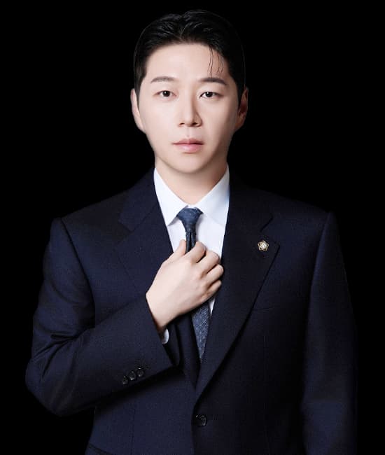 คิม โฮจ็อง